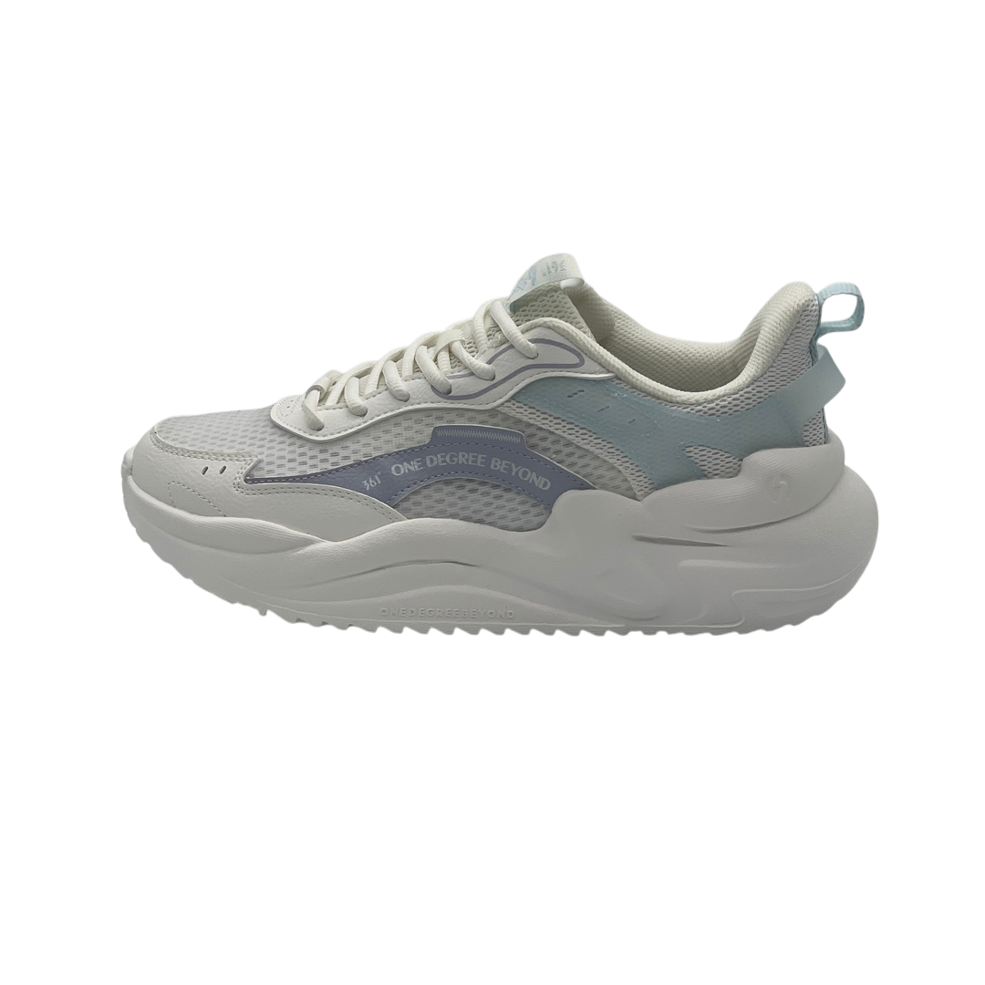 Women‘s Lifestyle W582326713-1